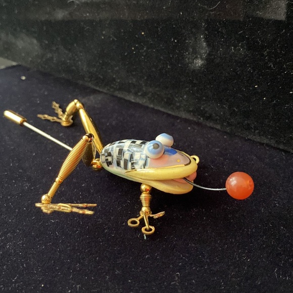 Cynthia Chuang Jewelry 10 (J10) Vintage Porcelain Frog Rare Art Pin/Brooch - Picture 7 of 9